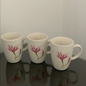 Mugs